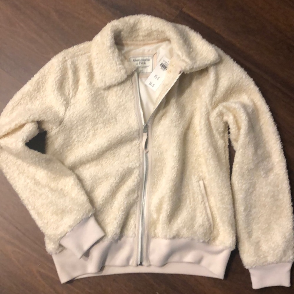 NWT Abercrombie Sherpa Jacket